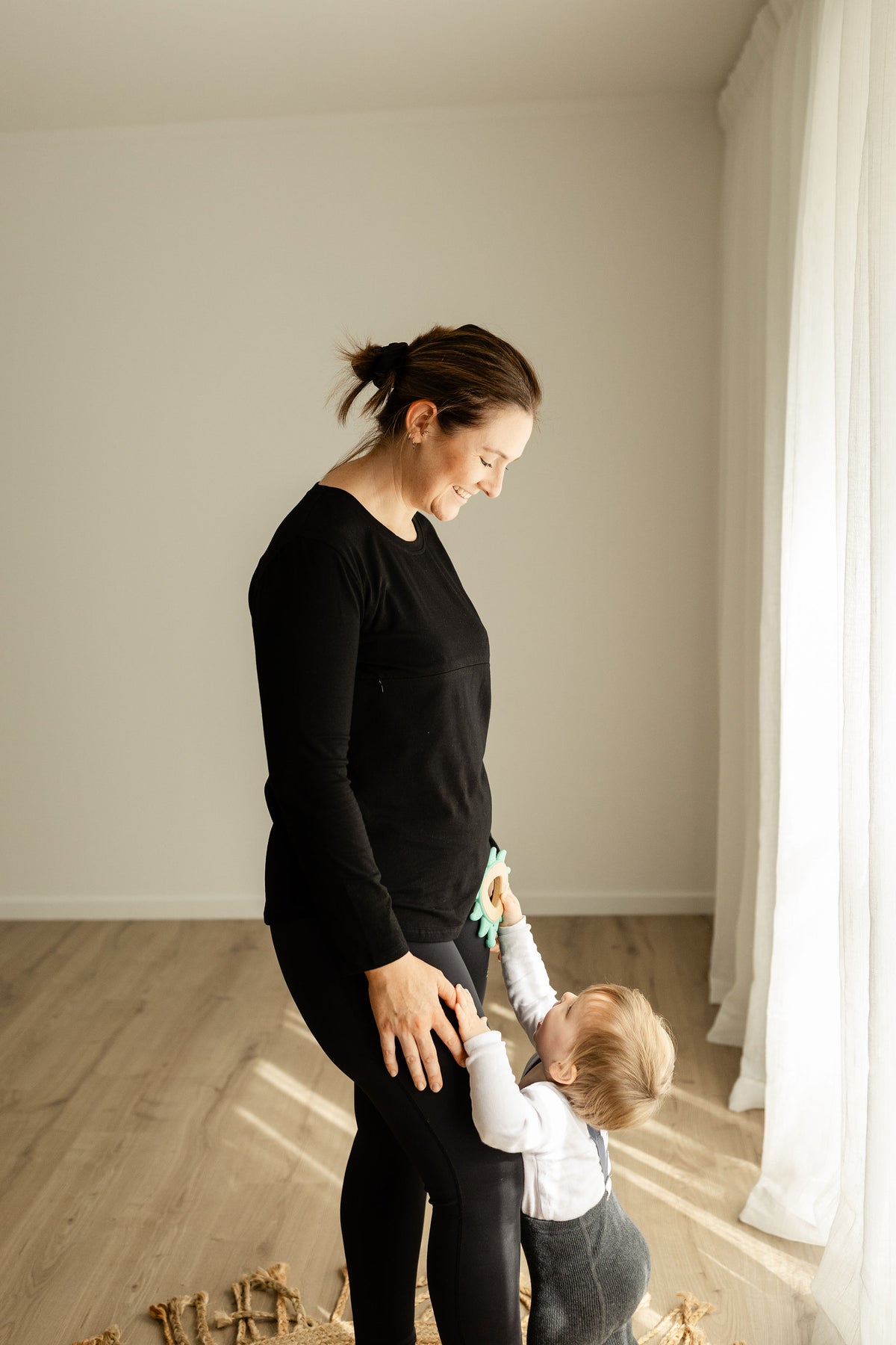 Breastfeeding Front Zip Long Sleeve Top Black